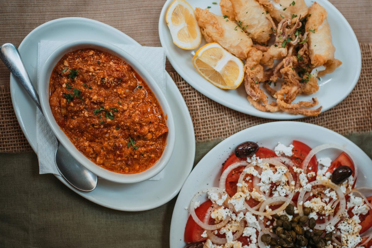 Meze Taverna Restaurant - Image 7