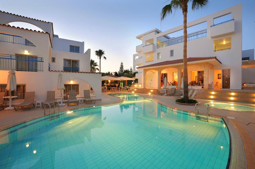 Petrosana Hotel Apartments (Ayia Napa) - Image 2