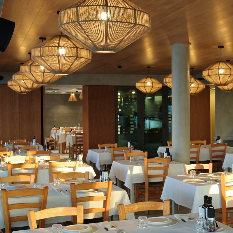 Karas Fish Tavern