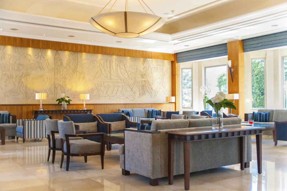Ajax Hotel