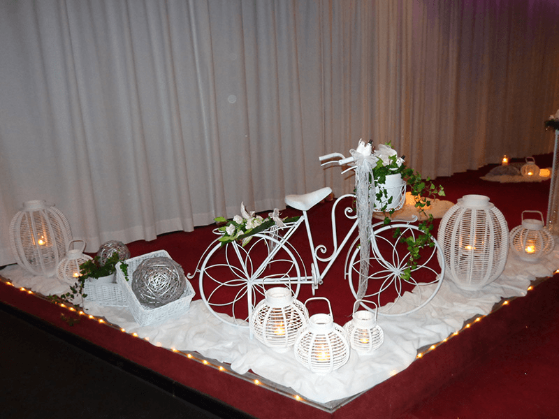 Nikis Flower Creations | Cyprus Flower Shop | Rose Bouquet | Weddings | Limassol Flower Shop 