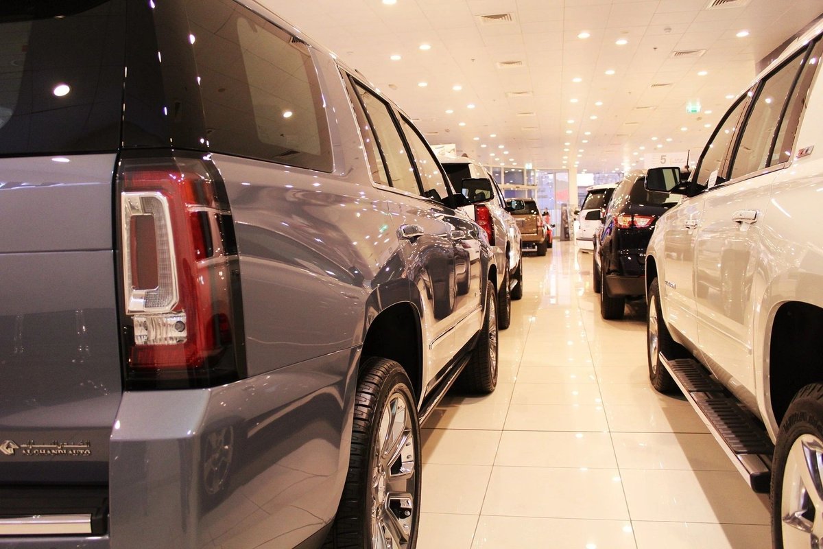 Simon Emery's Deals on Wheels