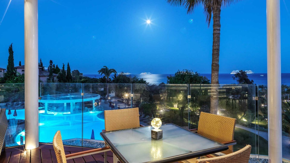 St Raphael Resort - Image 2